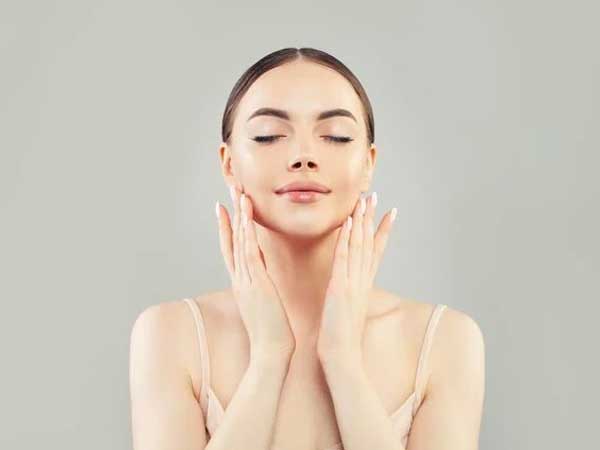 Bật mí 10 công thức làm sáng da không cần sử dụng đến kem làm trắng da